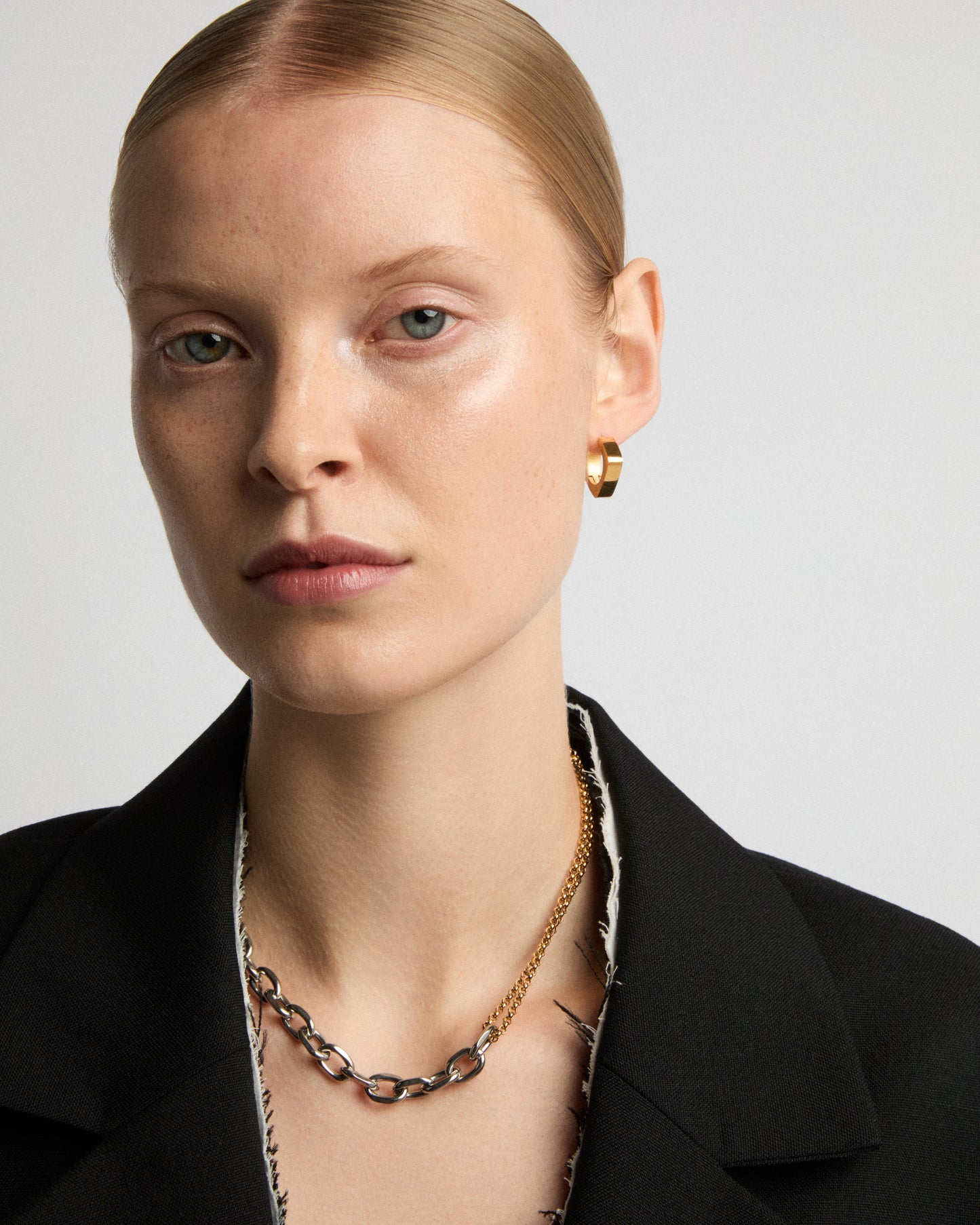 Square hoops gold