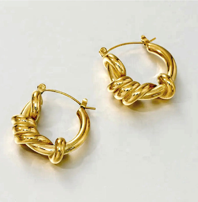 Knot earrings